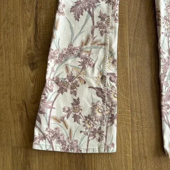 Anthropologie Vintage Style High Waisted Button Fly Bootcut Jeans Size 26 - Picture 8 of 13